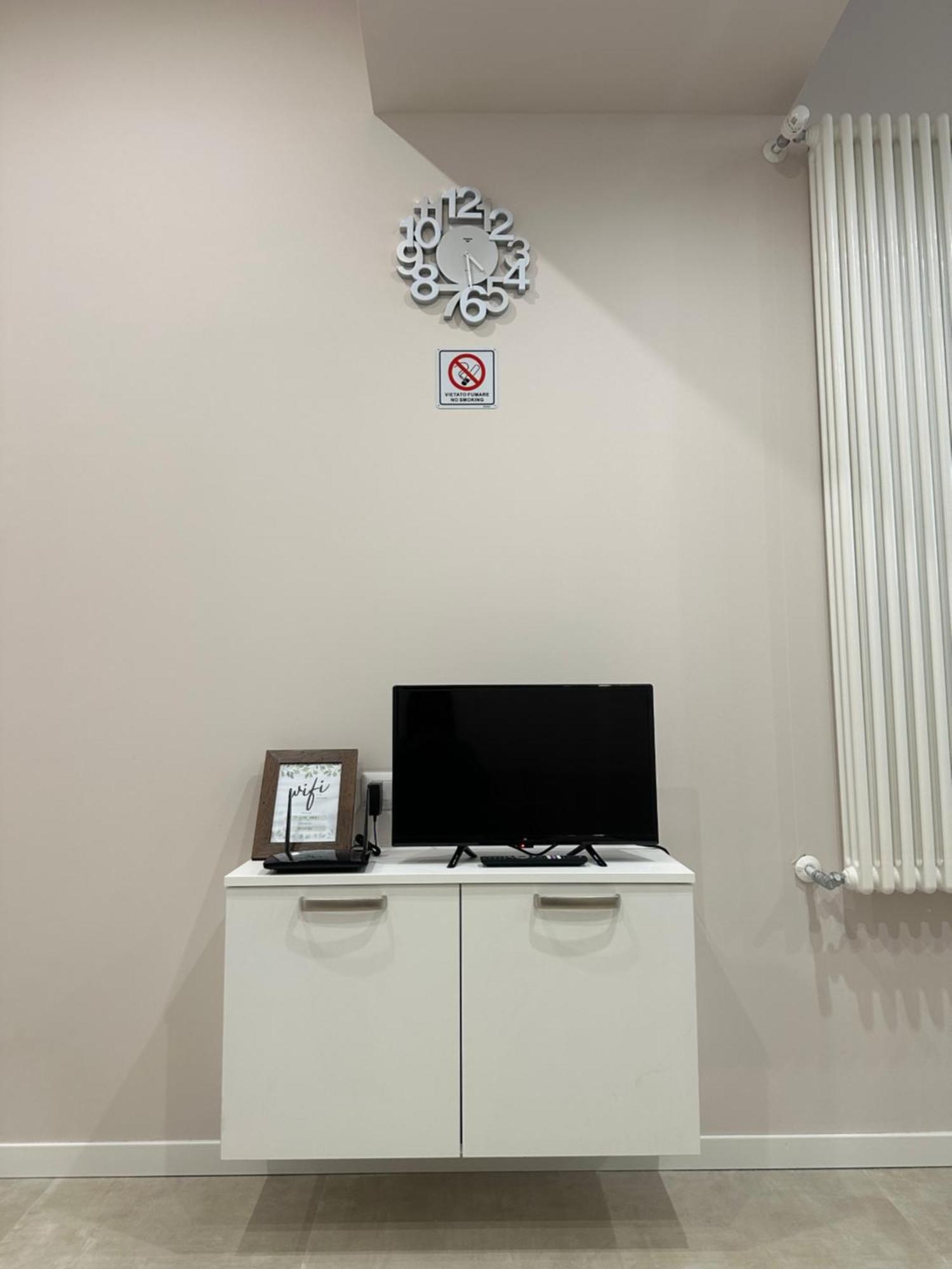Monolocale Piazza Gambara M1 Appartement Milaan Buitenkant foto