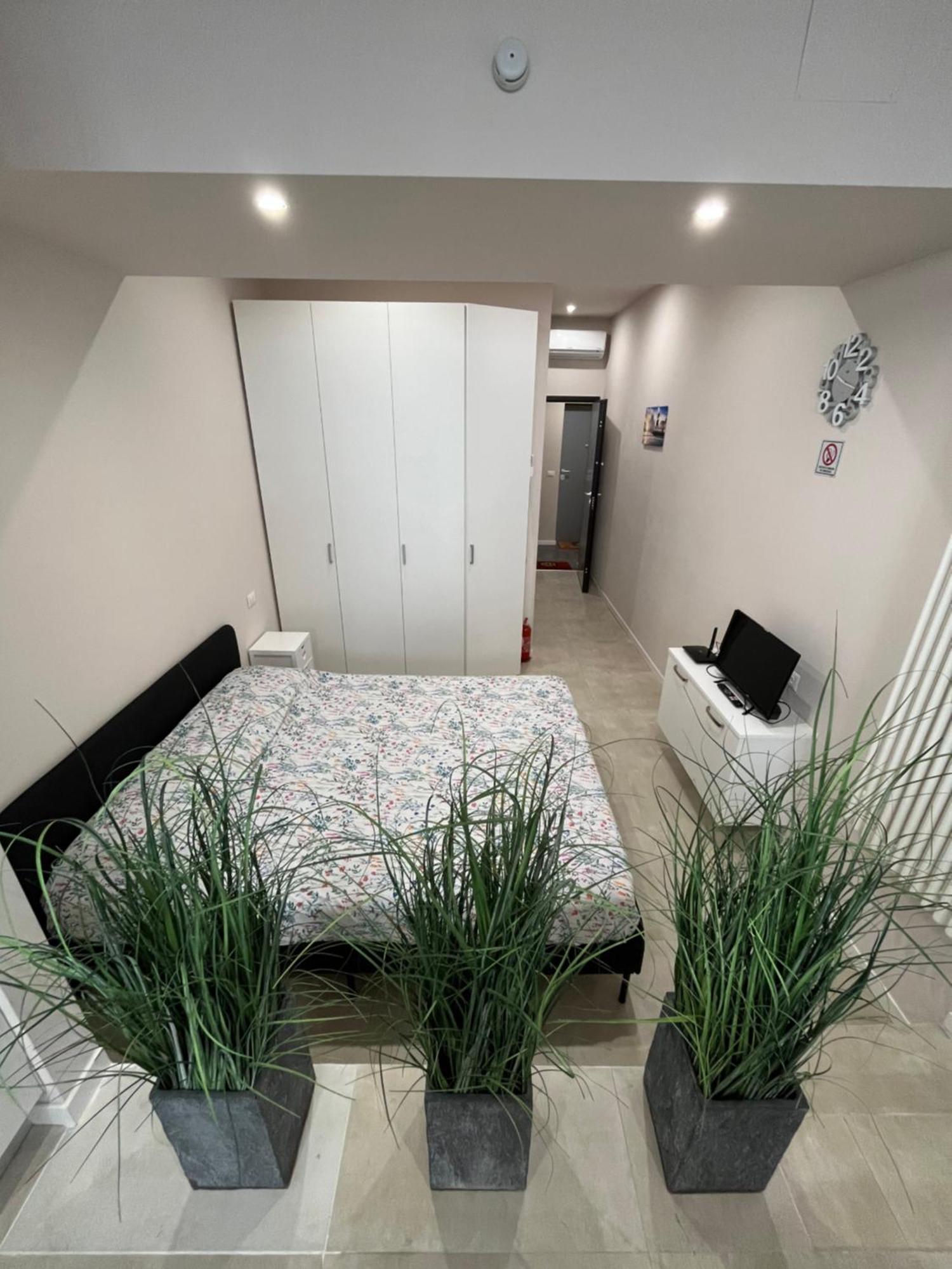 Monolocale Piazza Gambara M1 Appartement Milaan Buitenkant foto